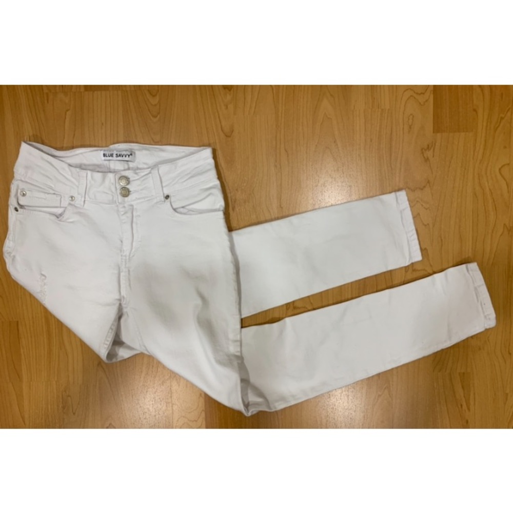 White skinny ripped jeans